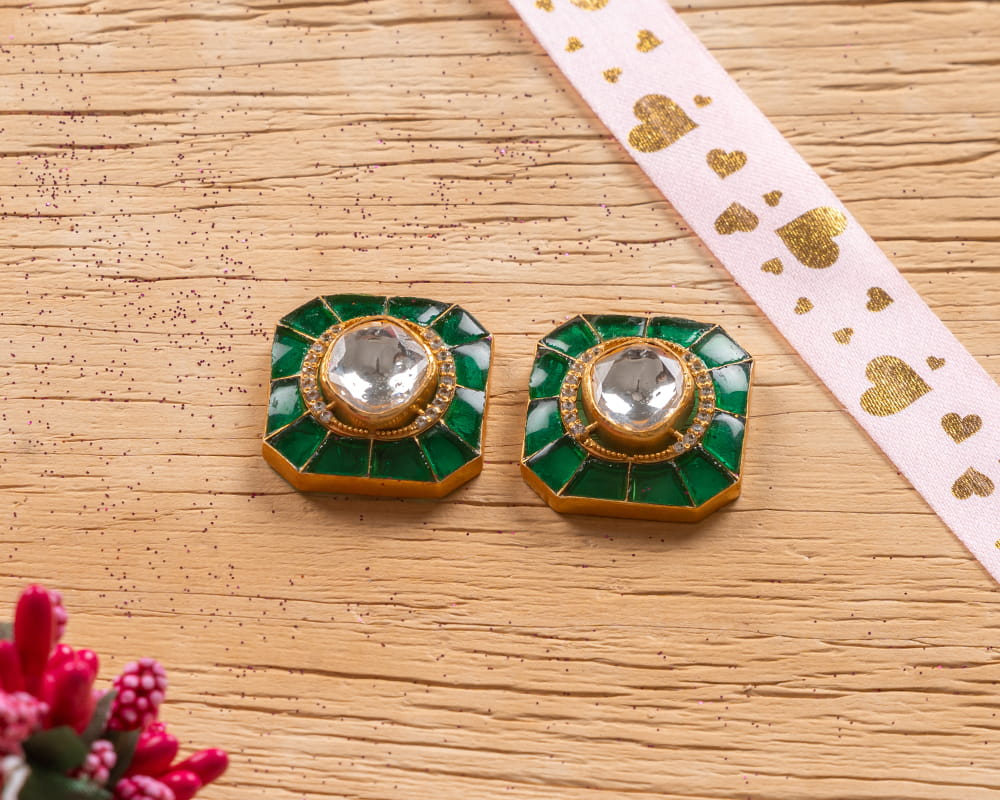 Manohar Silver Stud Earring - Image 4