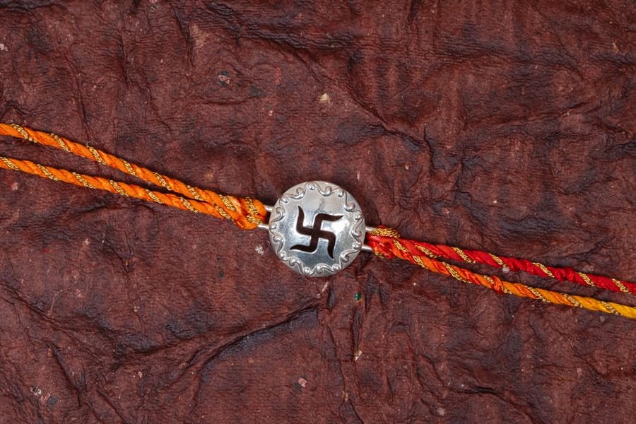 Swastik Rakhi 925 Silver - Image 4